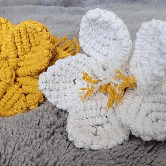 Fleur en macramé